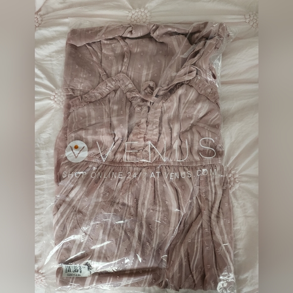 Venus Shimmer Maxi - Picture 2 of 3